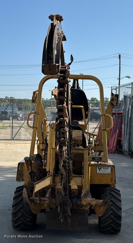 image for item DZ1481 2011 Vermeer RT450 trencher
