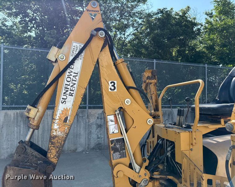 image for item DZ1481 2011 Vermeer RT450 trencher