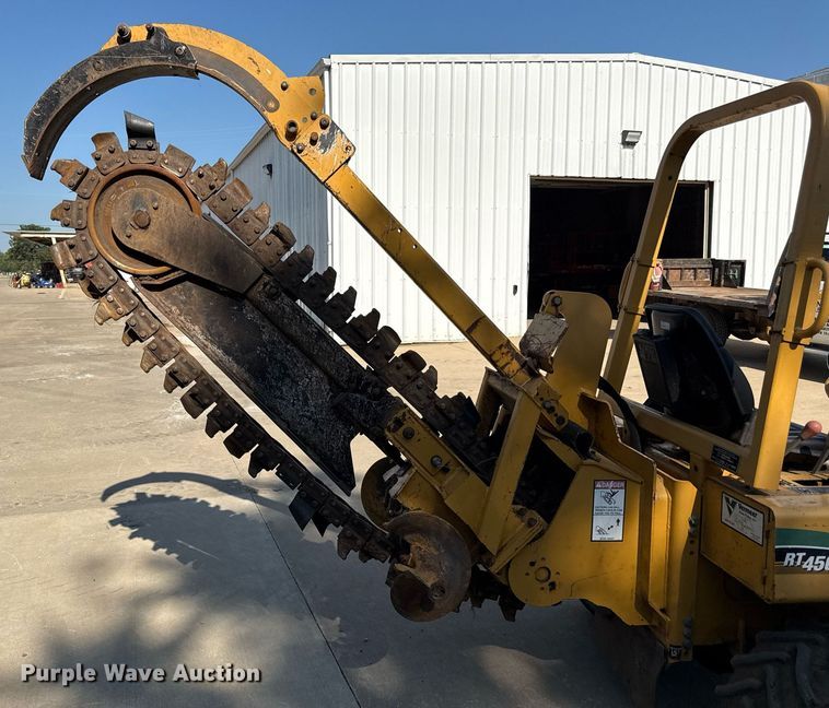 image for item DZ1481 2011 Vermeer RT450 trencher