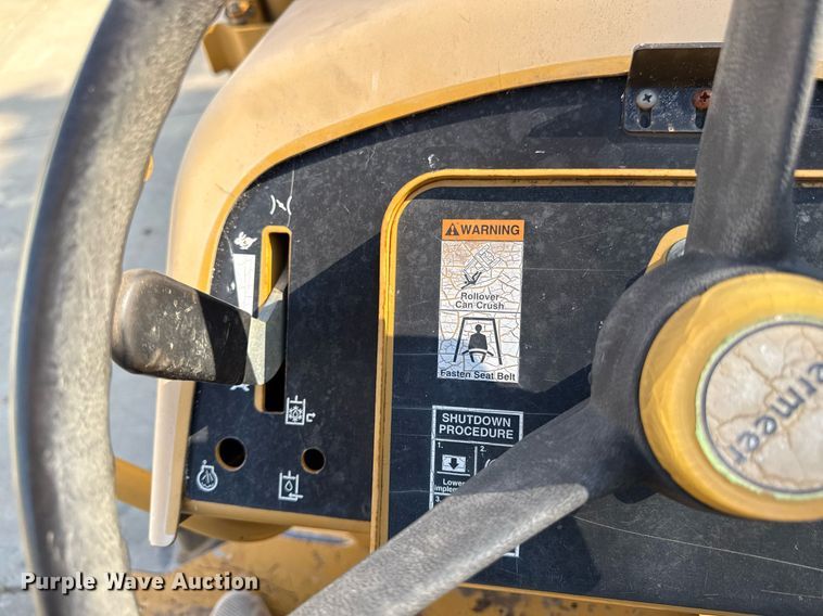 image for item DZ1481 2011 Vermeer RT450 trencher