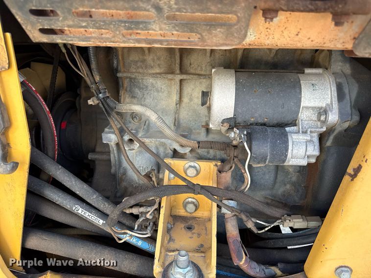 image for item DZ1481 2011 Vermeer RT450 trencher