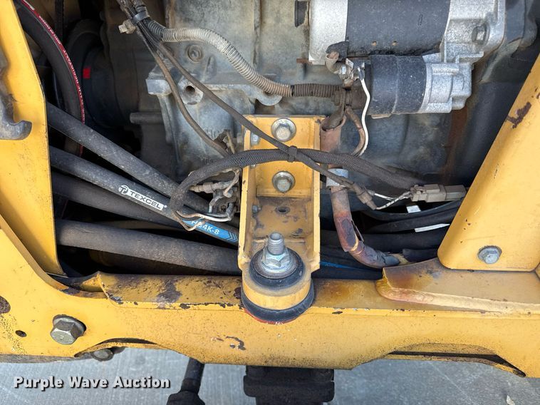 image for item DZ1481 2011 Vermeer RT450 trencher