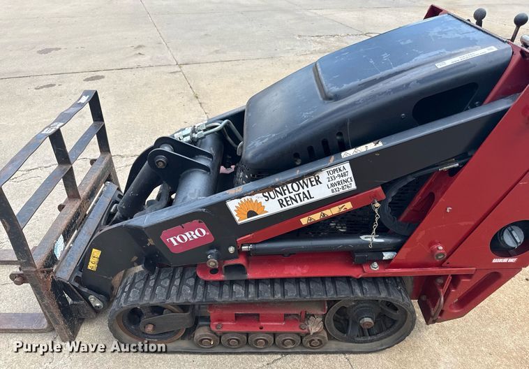 image for item DZ1483 Toro 22321 compact utility loader