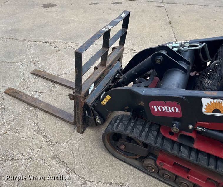 image for item DZ1483 Toro 22321 compact utility loader