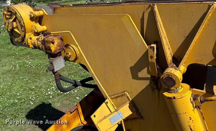 image for item DZ8637 1968 Hanson HT5A crane truck