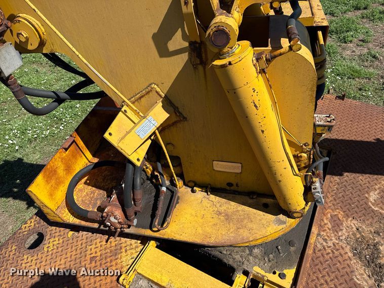 image for item DZ8637 1968 Hanson HT5A crane truck