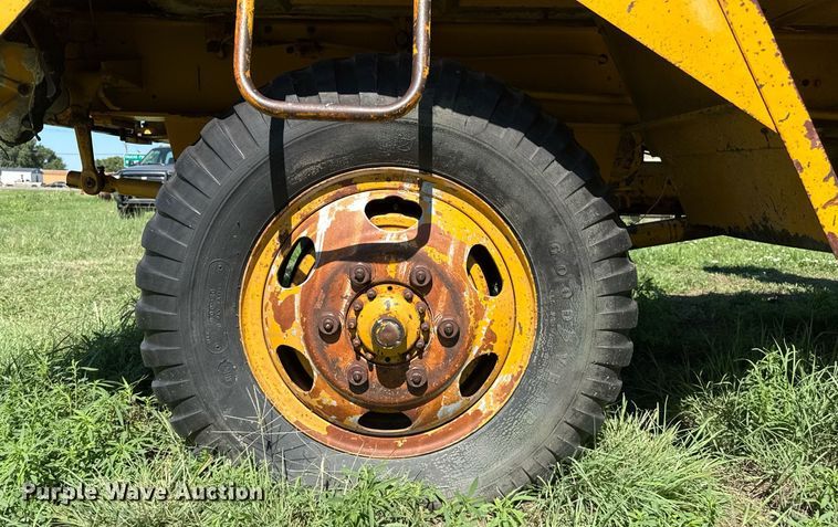 image for item DZ8637 1968 Hanson HT5A crane truck