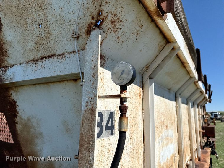 image for item DZ8638 1985 GMC C6000 manure spreader truck