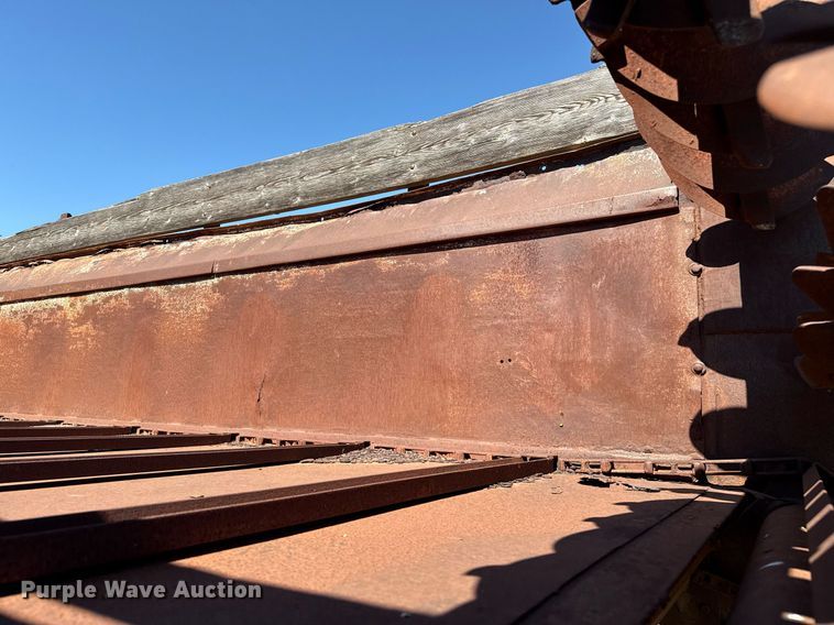 image for item DZ8638 1985 GMC C6000 manure spreader truck