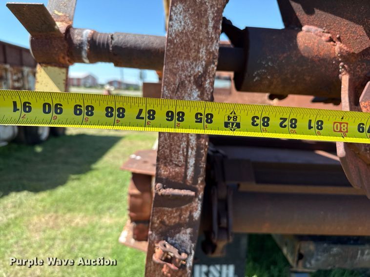 image for item DZ8638 1985 GMC C6000 manure spreader truck