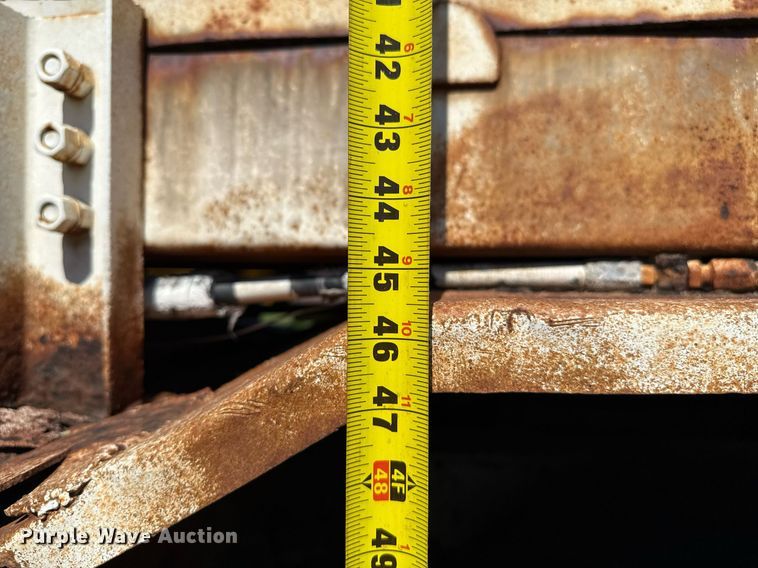 image for item DZ8638 1985 GMC C6000 manure spreader truck