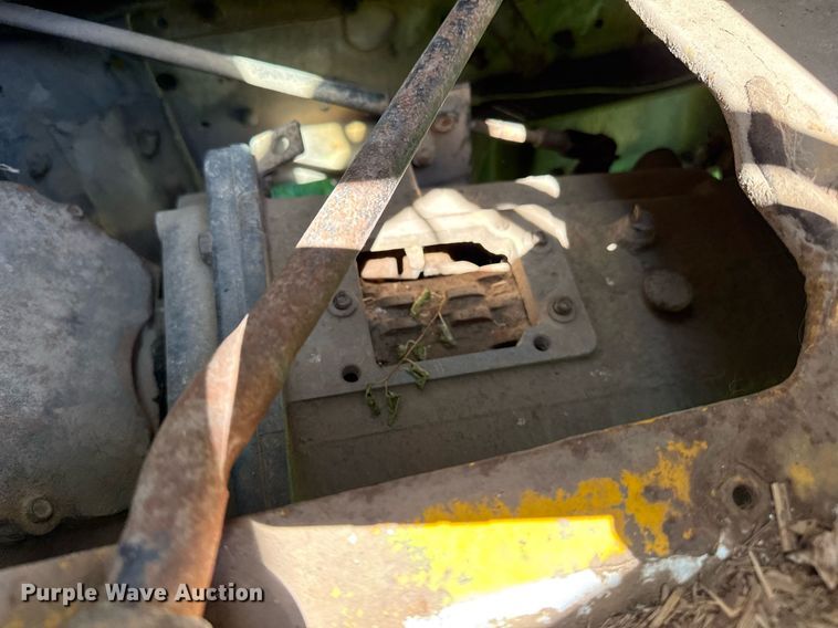 image for item DZ8638 1985 GMC C6000 manure spreader truck