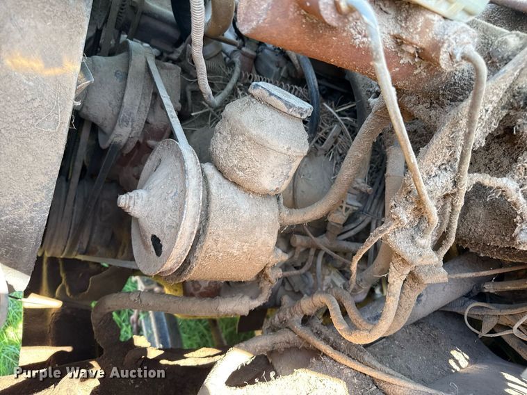 image for item DZ8638 1985 GMC C6000 manure spreader truck