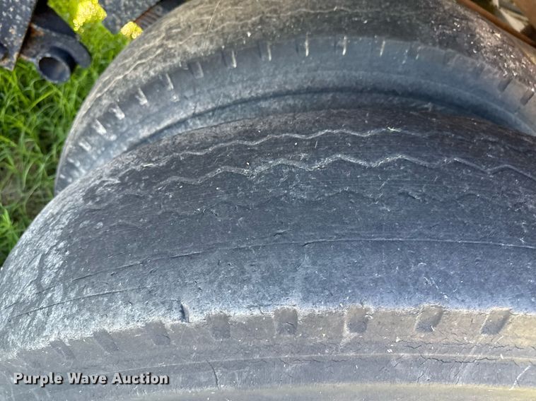 image for item DZ8638 1985 GMC C6000 manure spreader truck