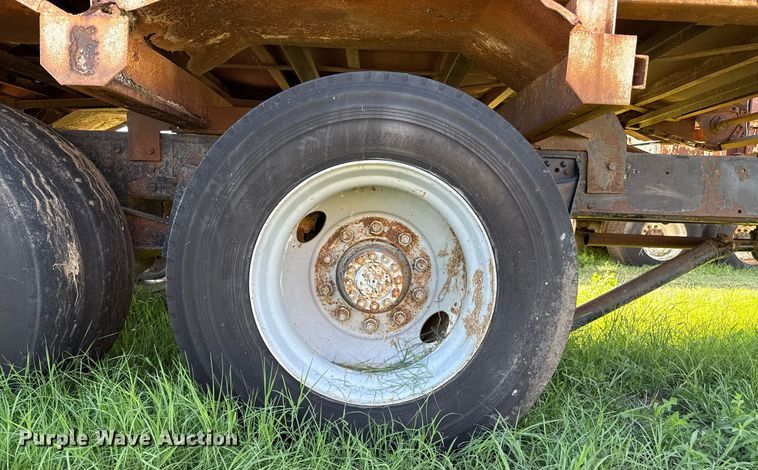 image for item DZ8638 1985 GMC C6000 manure spreader truck