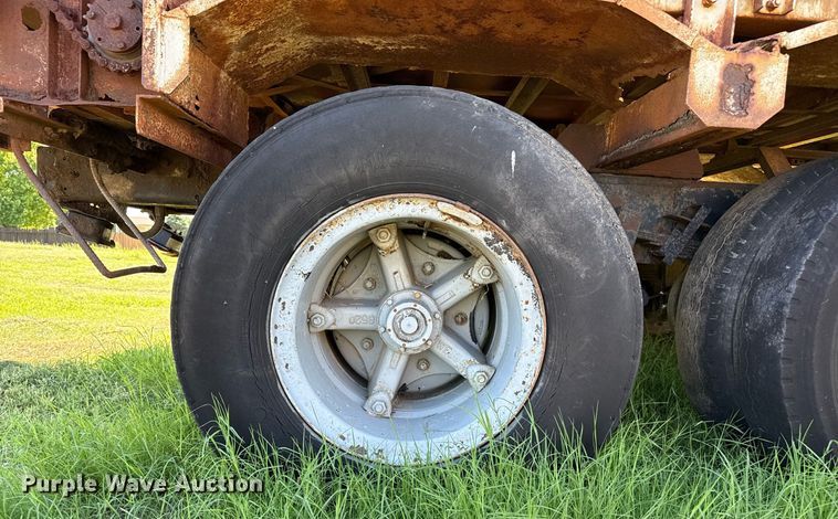 image for item DZ8638 1985 GMC C6000 manure spreader truck