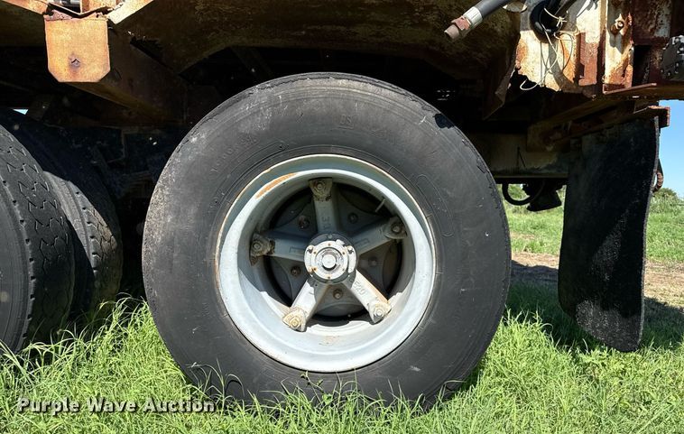 image for item DZ8638 1985 GMC C6000 manure spreader truck