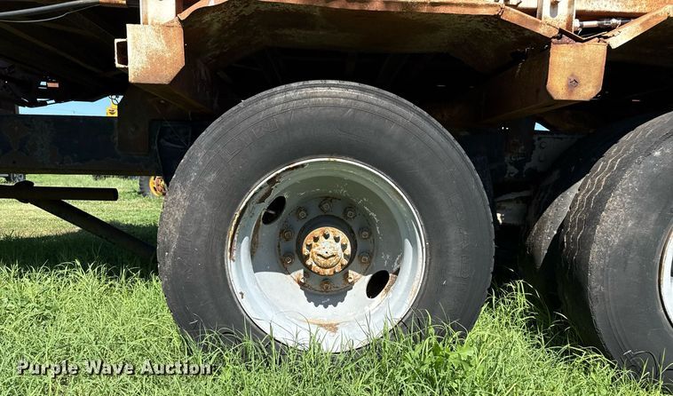 image for item DZ8638 1985 GMC C6000 manure spreader truck