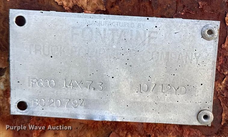 image for item DZ8639 1977 International F-4370 dump truck