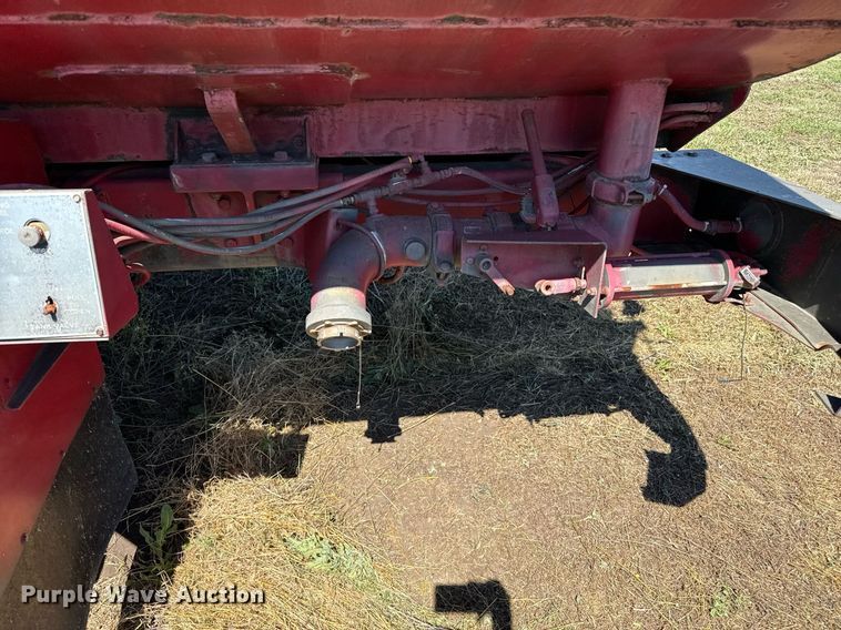 image for item DZ8640 1973 Dodge tank truck