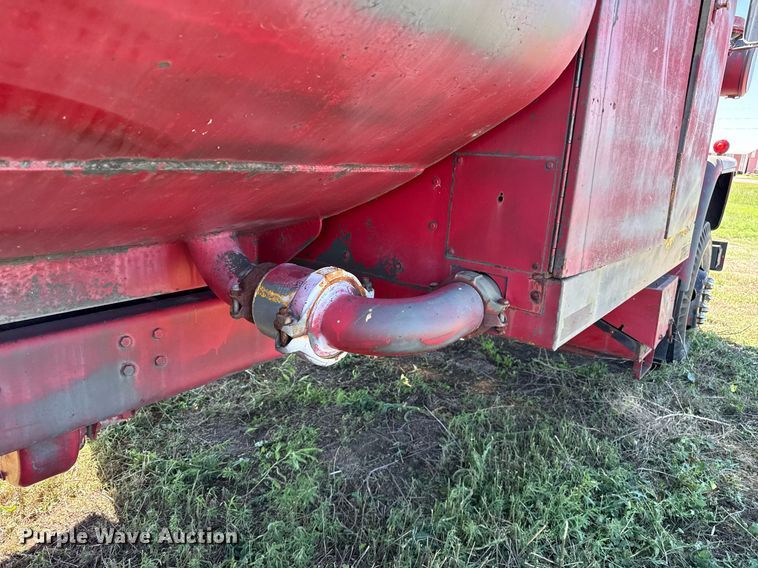 image for item DZ8640 1973 Dodge tank truck