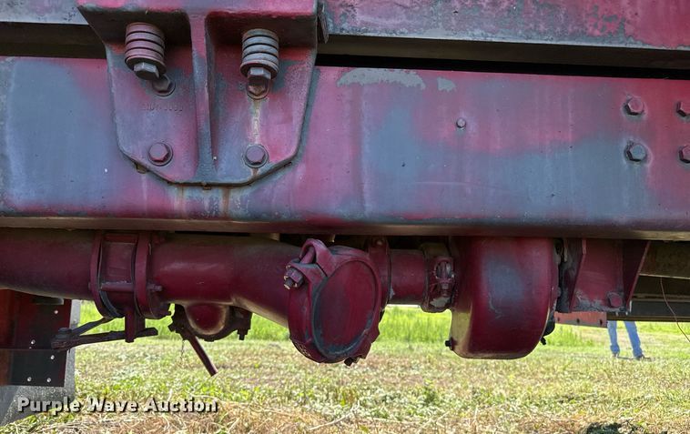 image for item DZ8640 1973 Dodge tank truck