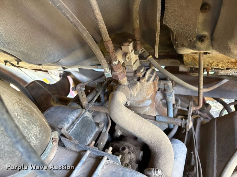 image for item DZ8640 1973 Dodge tank truck