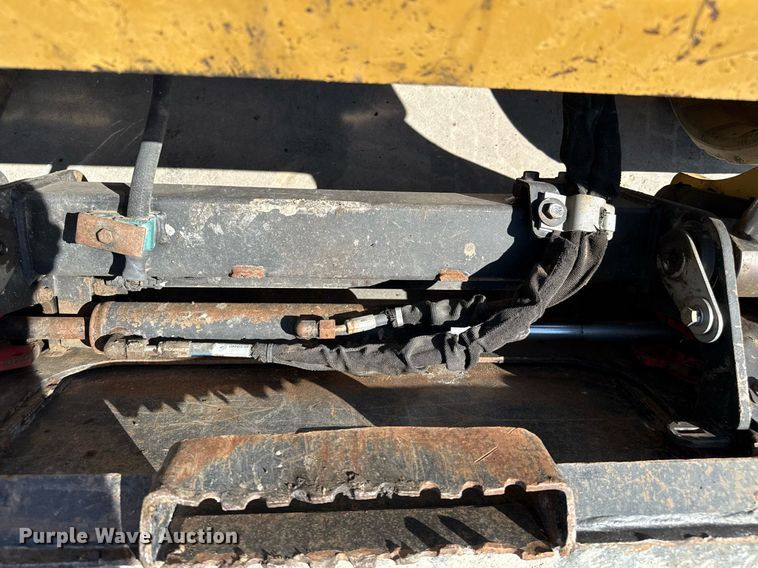 image for item DZ8677 2019 Caterpillar 289D tracked skid steer loader