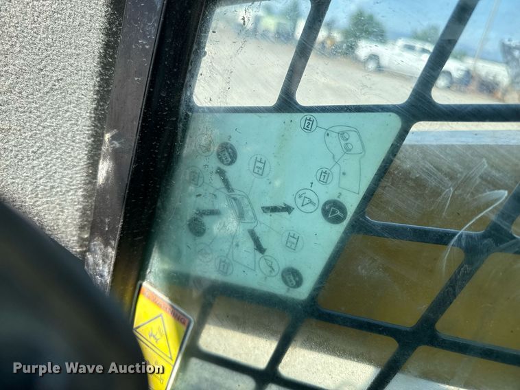 image for item DZ8677 2019 Caterpillar 289D tracked skid steer loader