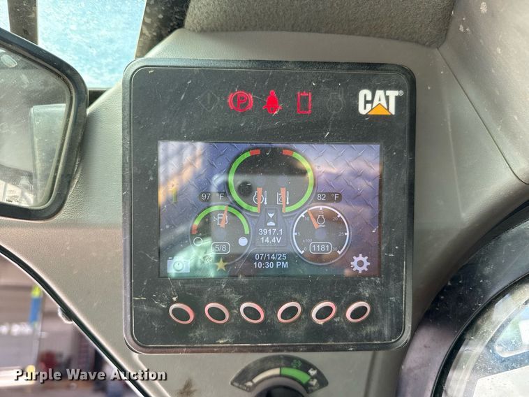 image for item DZ8677 2019 Caterpillar 289D tracked skid steer loader