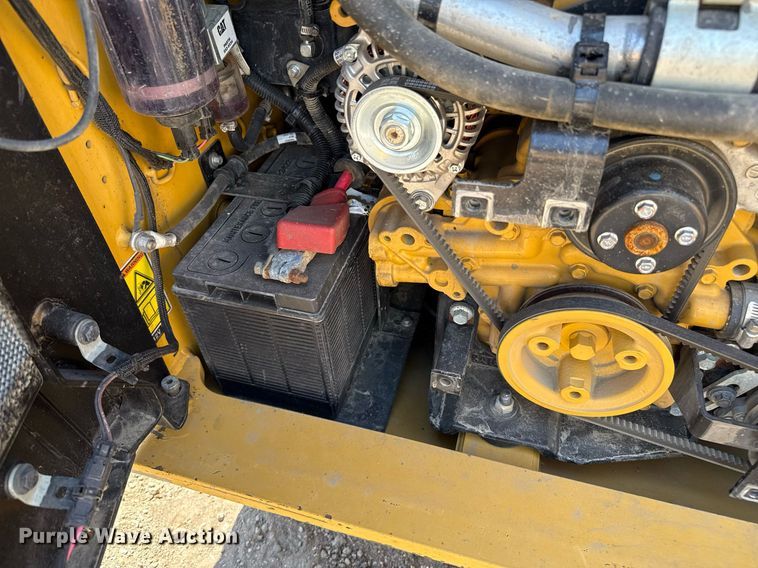 image for item DZ8677 2019 Caterpillar 289D tracked skid steer loader