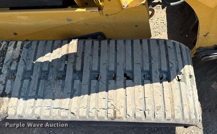 image for item DZ8677 2019 Caterpillar 289D tracked skid steer loader