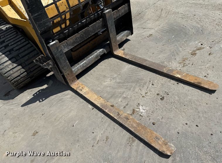 image for item DZ8678 2018 Caterpillar 289D tracked skid steer loader