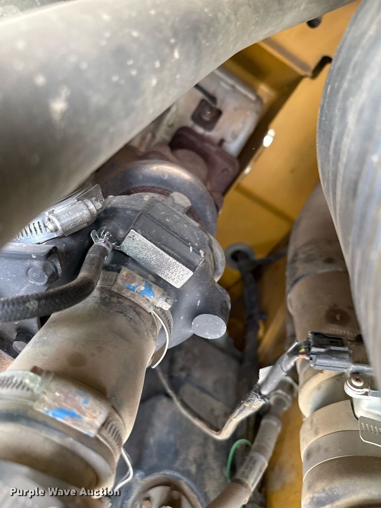 image for item DZ8678 2018 Caterpillar 289D tracked skid steer loader