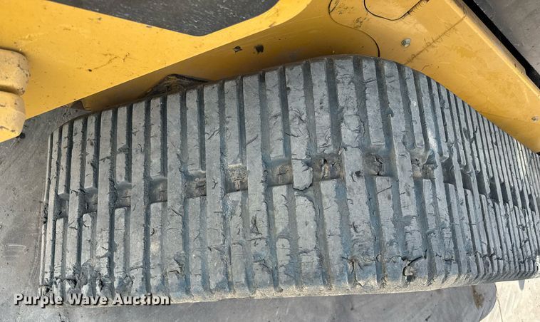 image for item DZ8678 2018 Caterpillar 289D tracked skid steer loader