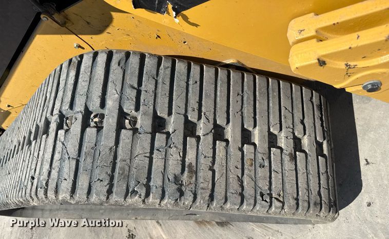image for item DZ8678 2018 Caterpillar 289D tracked skid steer loader