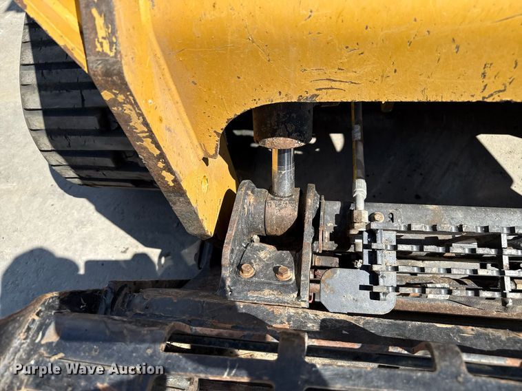 image for item DZ8679 2020 Caterpillar 289D3 tracked skid steer loader
