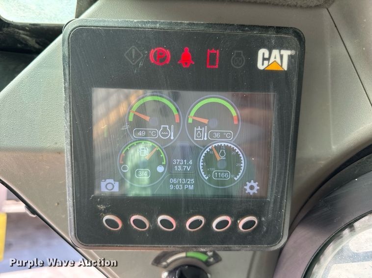 image for item DZ8679 2020 Caterpillar 289D3 tracked skid steer loader