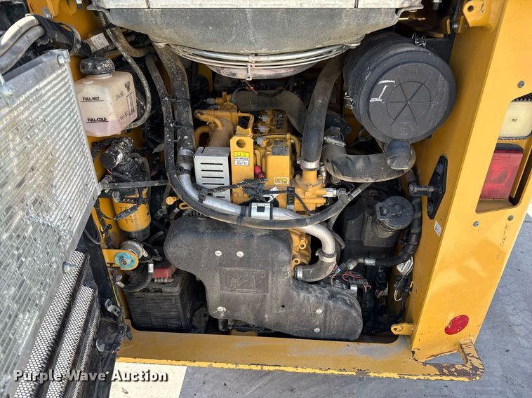 image for item DZ8679 2020 Caterpillar 289D3 tracked skid steer loader