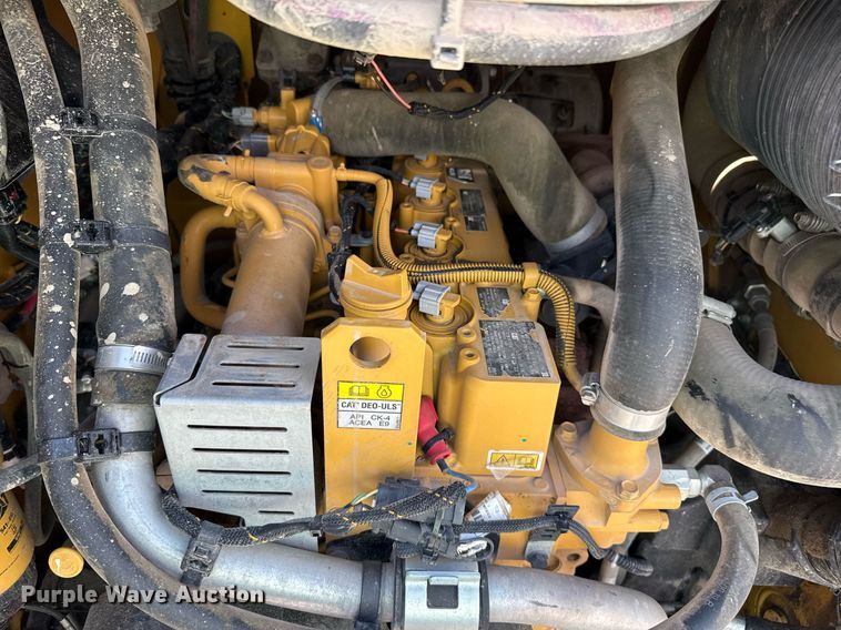 image for item DZ8679 2020 Caterpillar 289D3 tracked skid steer loader