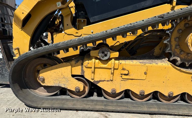 image for item DZ8679 2020 Caterpillar 289D3 tracked skid steer loader
