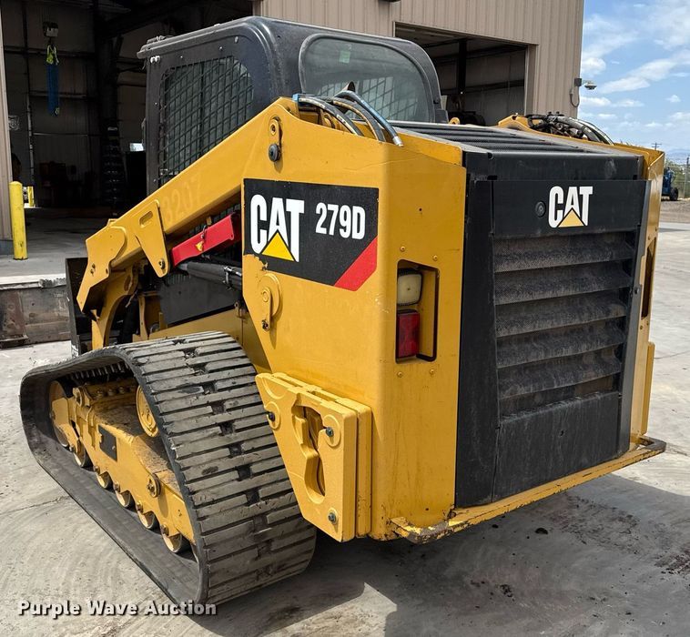 image for item DZ8680 2017 Caterpillar 279D tracked skid steer loader