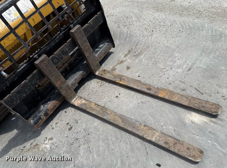 image for item DZ8680 2017 Caterpillar 279D tracked skid steer loader