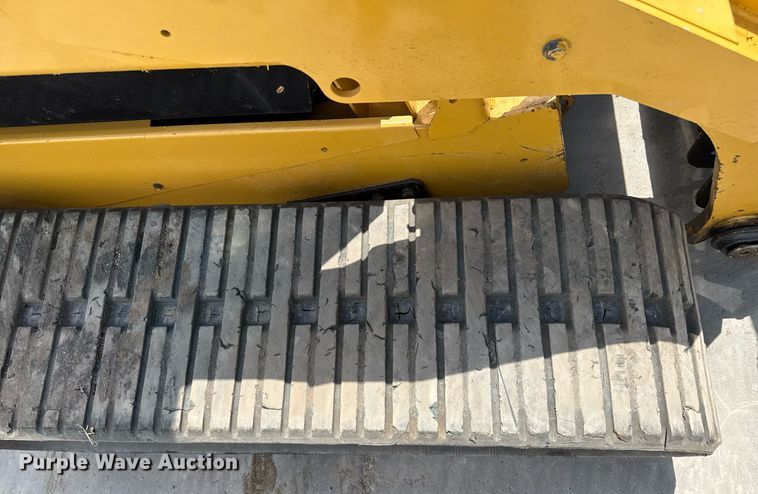 image for item DZ8680 2017 Caterpillar 279D tracked skid steer loader