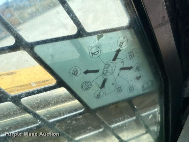 image for item DZ8681 2012 Caterpillar 246C skid steer loader