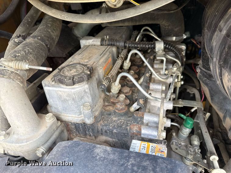 image for item DZ8681 2012 Caterpillar 246C skid steer loader