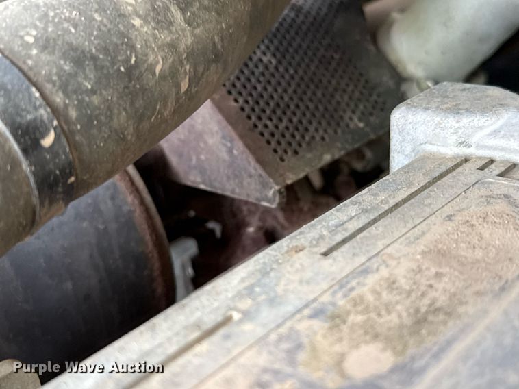 image for item DZ8681 2012 Caterpillar 246C skid steer loader