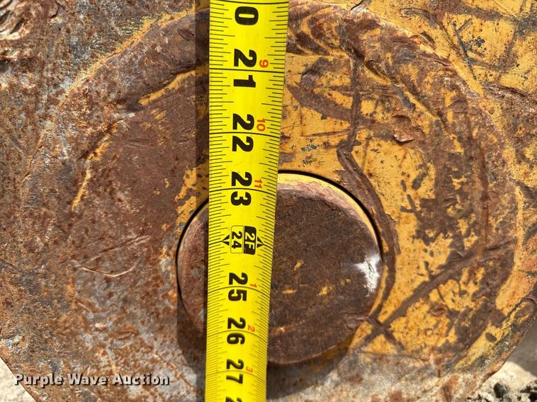 image for item DZ8683 Rockland 33