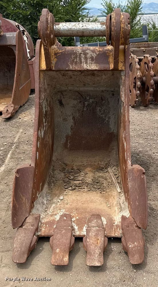 image for item DZ8684 Caterpillar 32