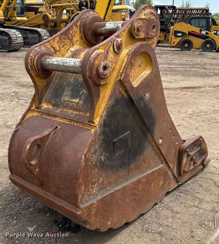 image for item DZ8684 Caterpillar 32